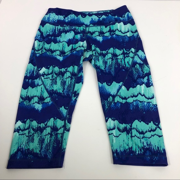 Zella Live In 2 Slim Fit Capris Blue Green Print S - Picture 2 of 8